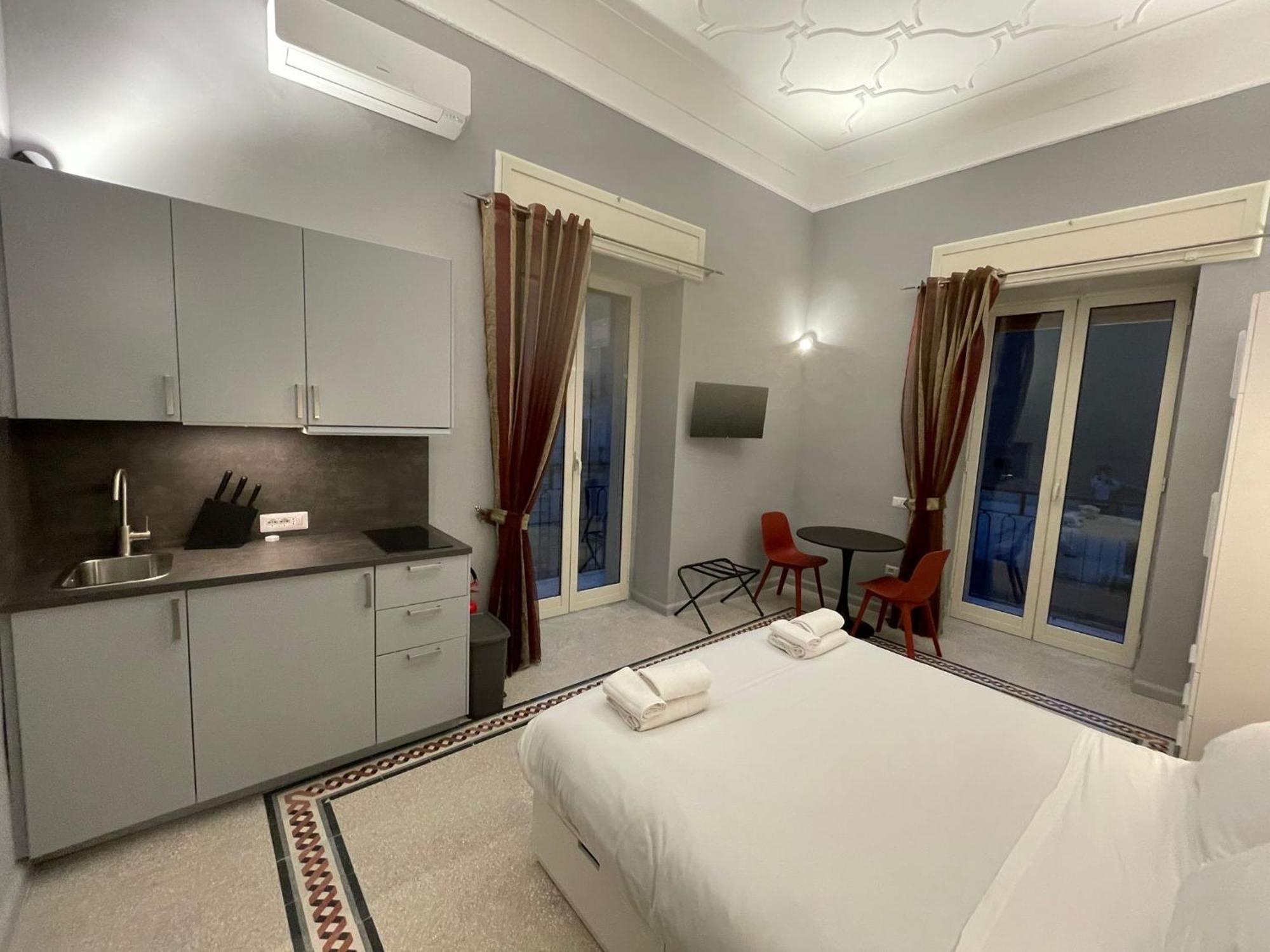 La Cornucopia Apartment Naples Luaran gambar